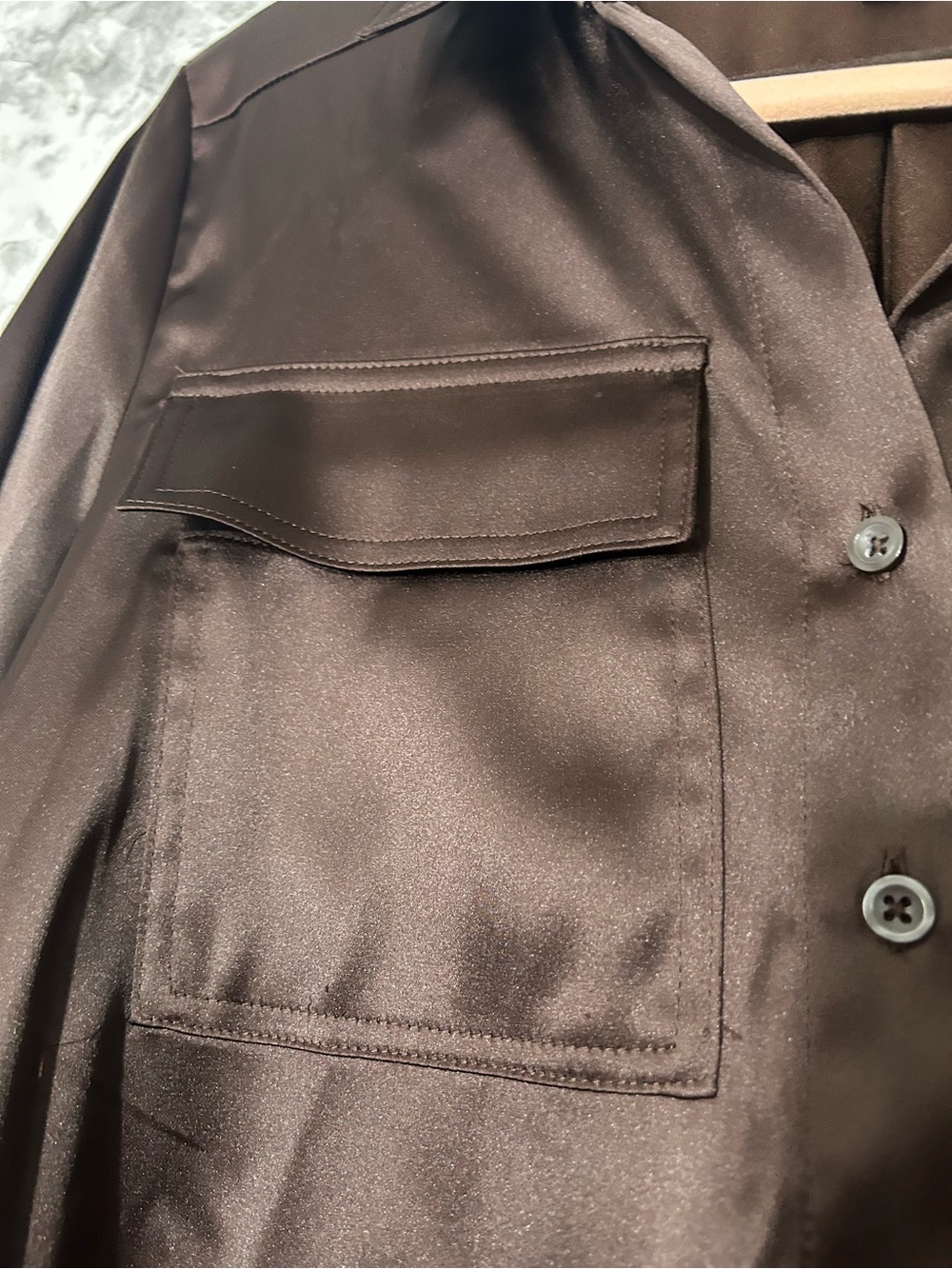 Simply Vera Vera Wang Brown Satin Button-Down Shirt Sz S - Picture 3 of 8